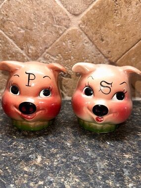 Pink Ceramic Pig Salt & Pepper Shaker Set from the 1950’s